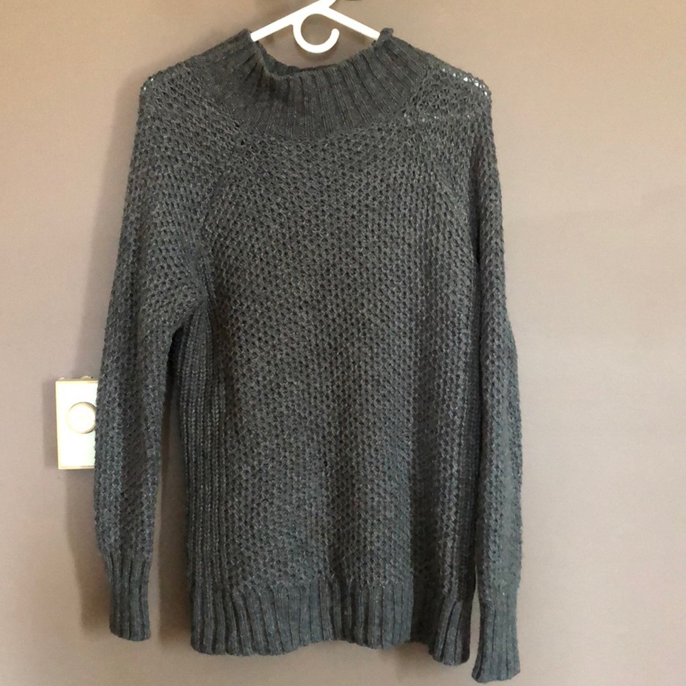 Grey sweater